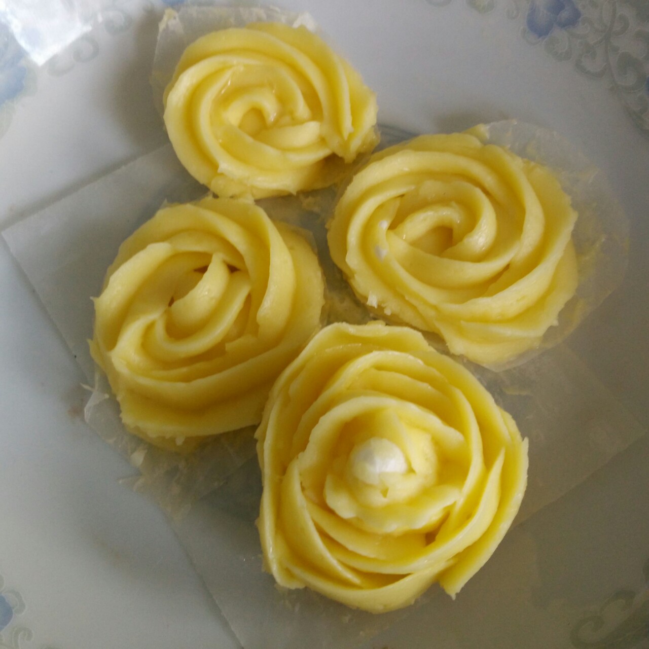 stone_nvsw做的黄油奶油霜裱花