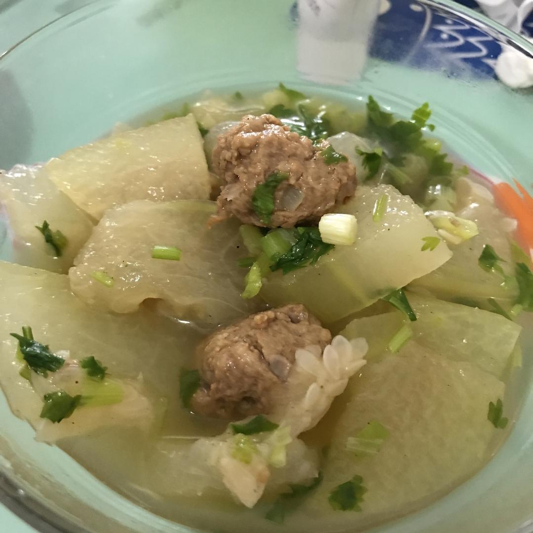 夏天不可错过的家常味--冬瓜丸子汤