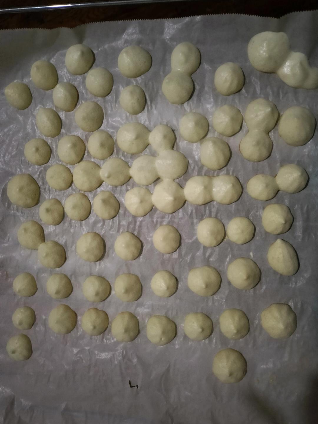 0失败酸奶小溶豆，适合6个月以上的宝宝吃（此配方只适合对蛋白不过敏的宝宝）