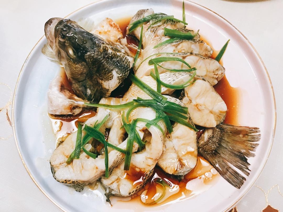 年夜菜必备❗️全家都爱的孔雀开屏清蒸鳊鱼🐟