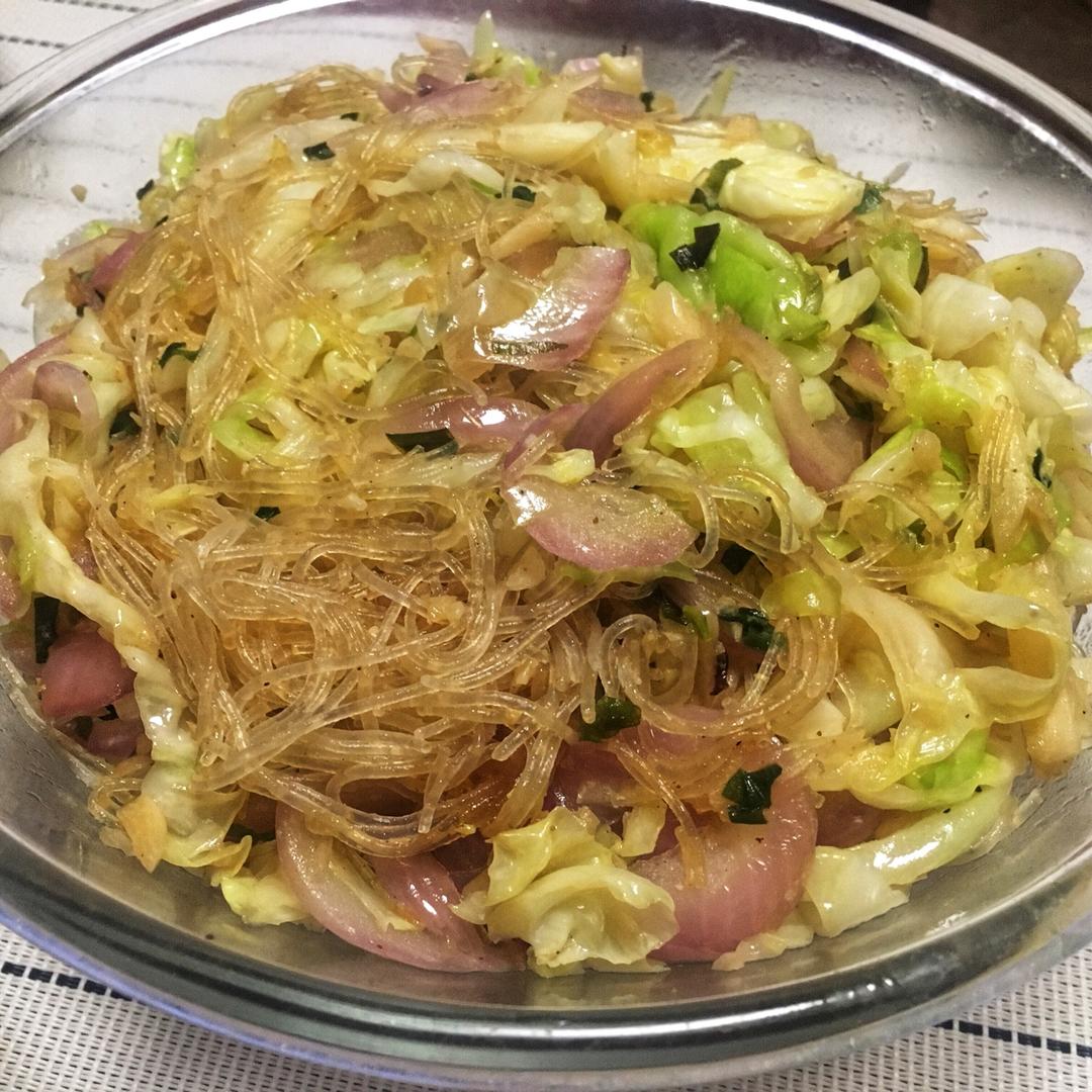 包菜粉丝炒鸡蛋