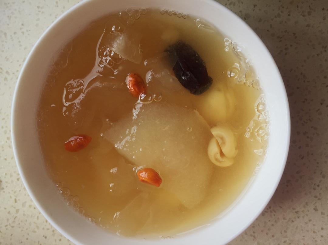 红枣银耳莲子羹（有出胶质、出胶，懒人的电压力锅版）