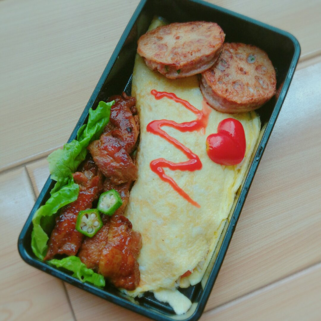 高颜值日式便当，照烧鸡腿+藕夹+蛋包饭，好吃爆表！