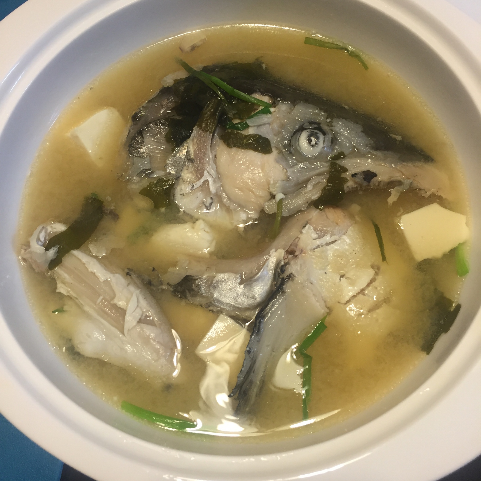 三文鱼头豆腐汤