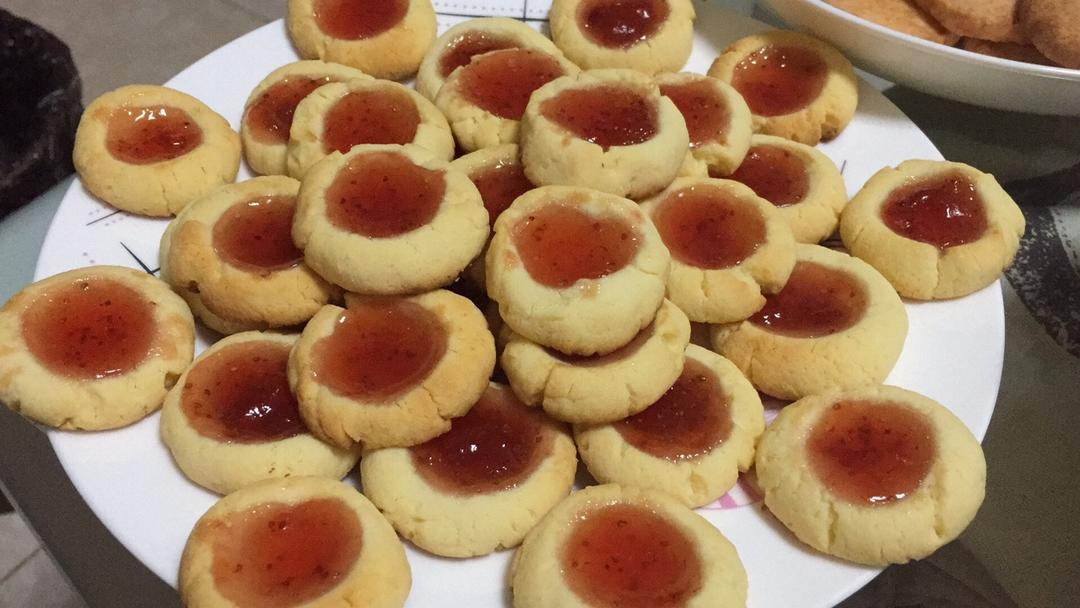 特浓奶香果酱酥饼