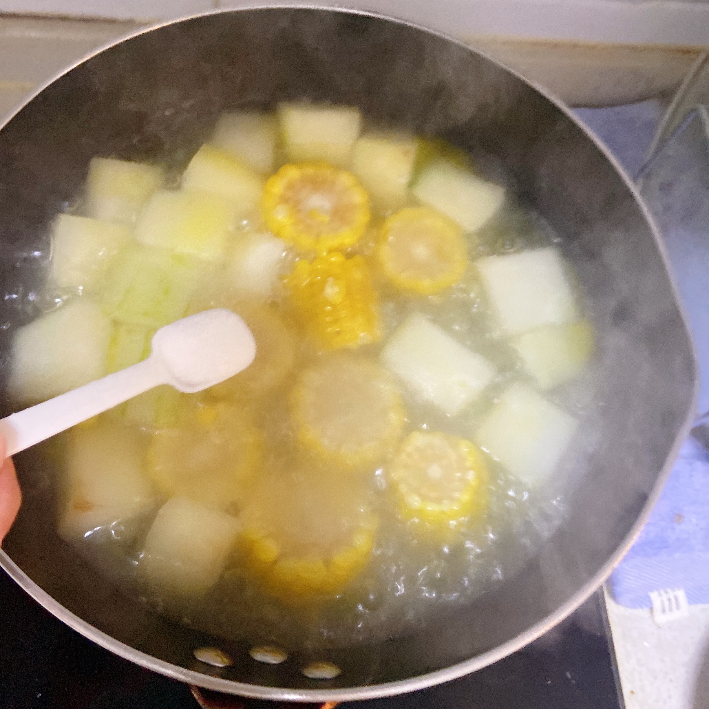冬瓜玉米汤的做法 步骤6