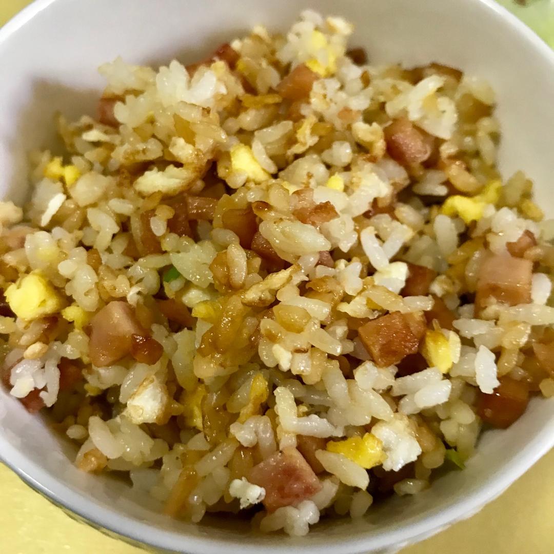 厨师长教你“蛋炒饭”如何做才好吃，答案都在这里面！