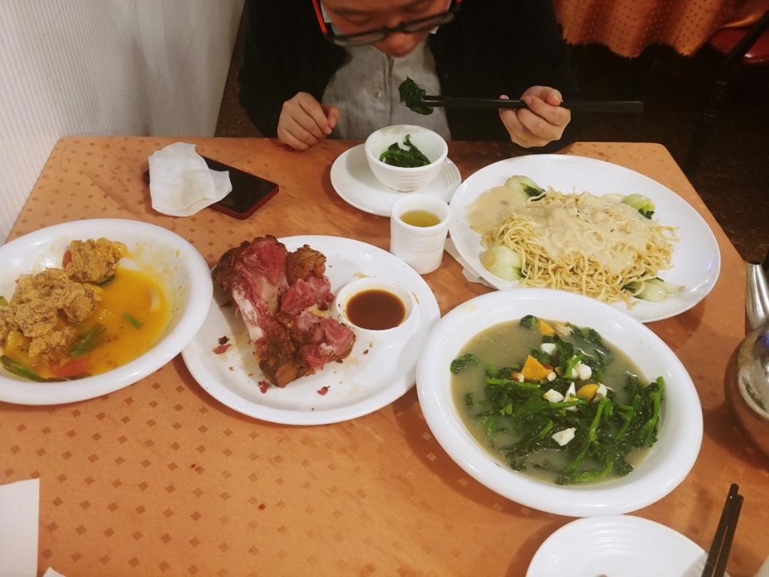 LOVE, FAMILY and FOOD
