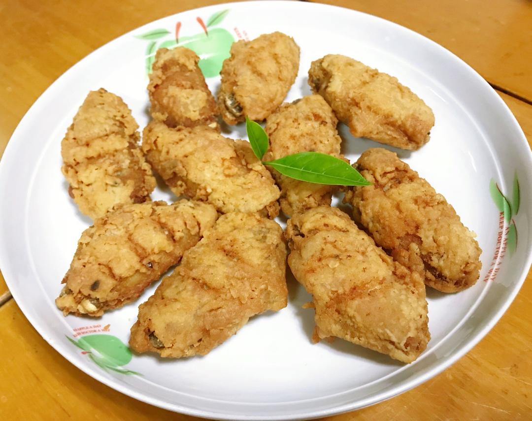 好吃到舔手指的蒜香炸鸡翅