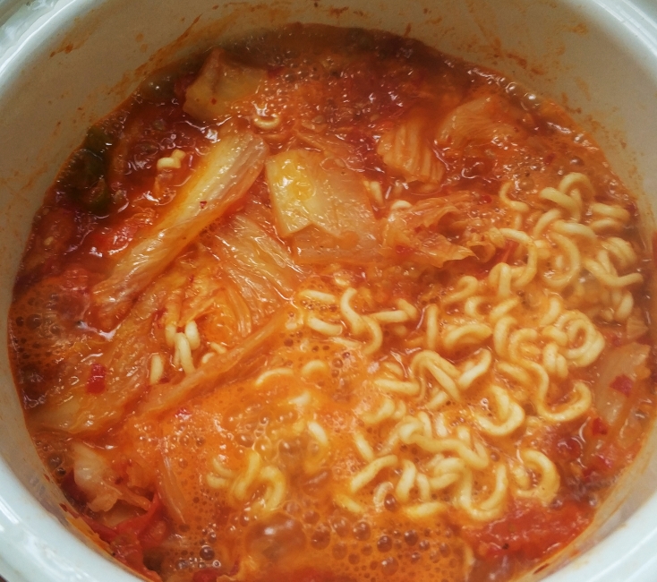 冬季系列–韩式辣白菜泡面的做法