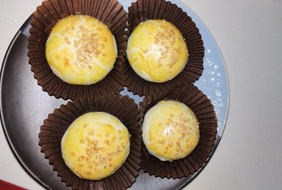 蛋黄酥酥酥（超级奶香黄油版）