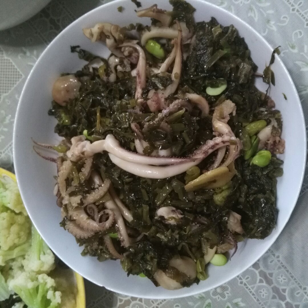 鱿鱼须炒咸菜
