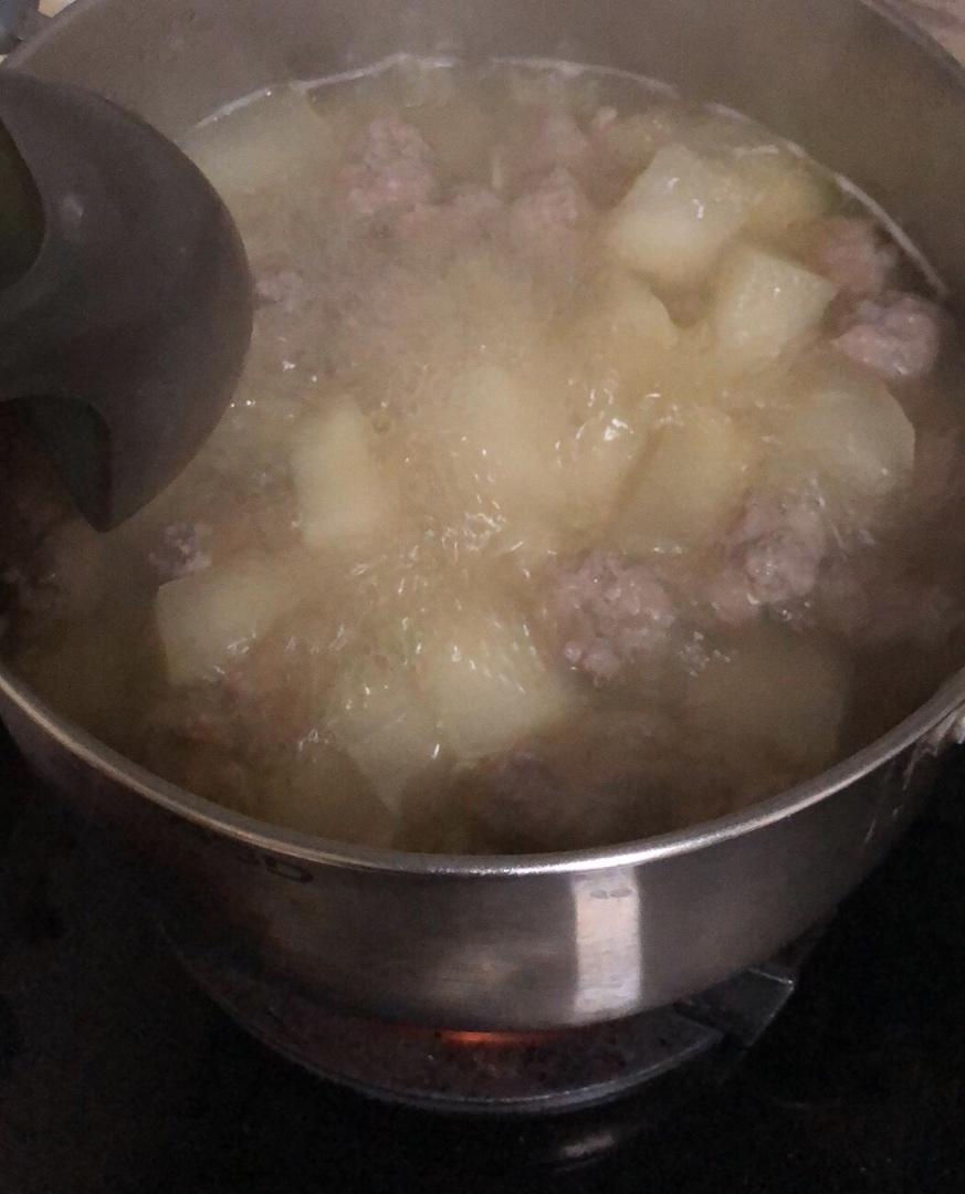夏天不可错过的家常味--冬瓜丸子汤