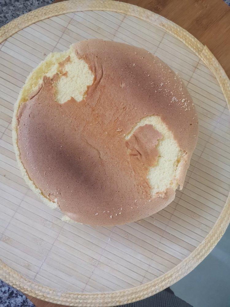 不开裂的8寸戚风蛋糕