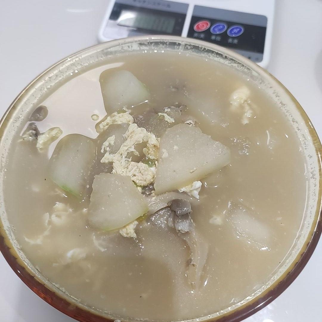 减肥餐，好喝不胖，鲜到眉毛掉的冬瓜蘑菇汤！