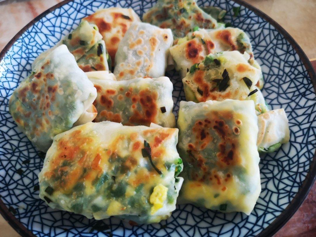 皮薄馅多的韭菜盒子