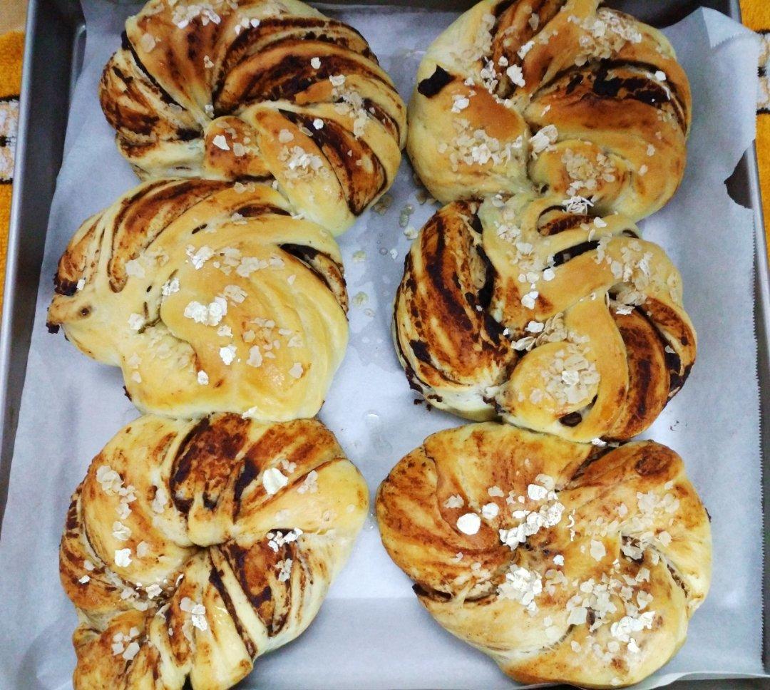 宝宝辅食：宝宝版豆沙面包卷-12M+