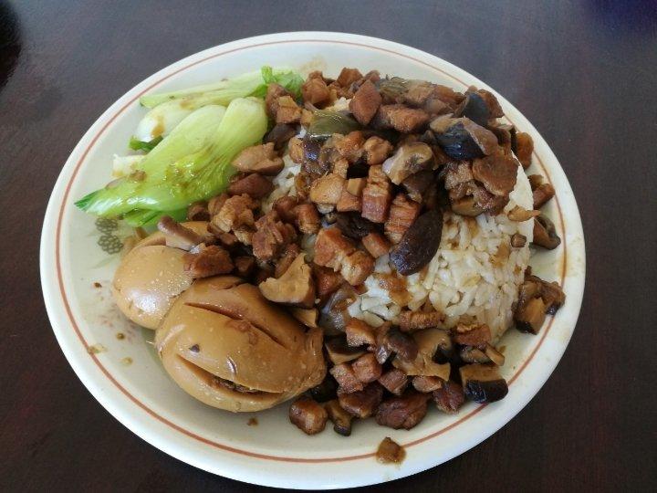 好吃到停不下来的卤肉饭