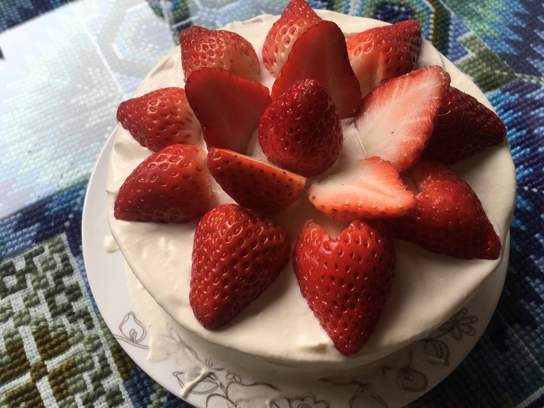 《Tinrry+》草莓奶油蛋糕（8寸配方）