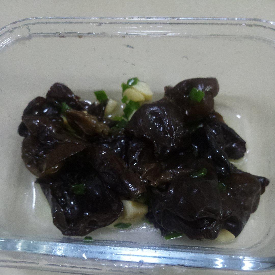 清炒木耳