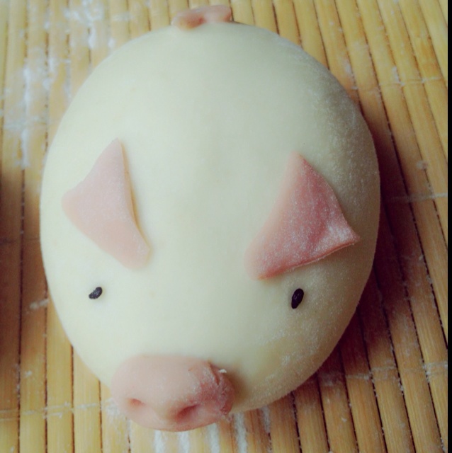 可爱的小猪豆沙包