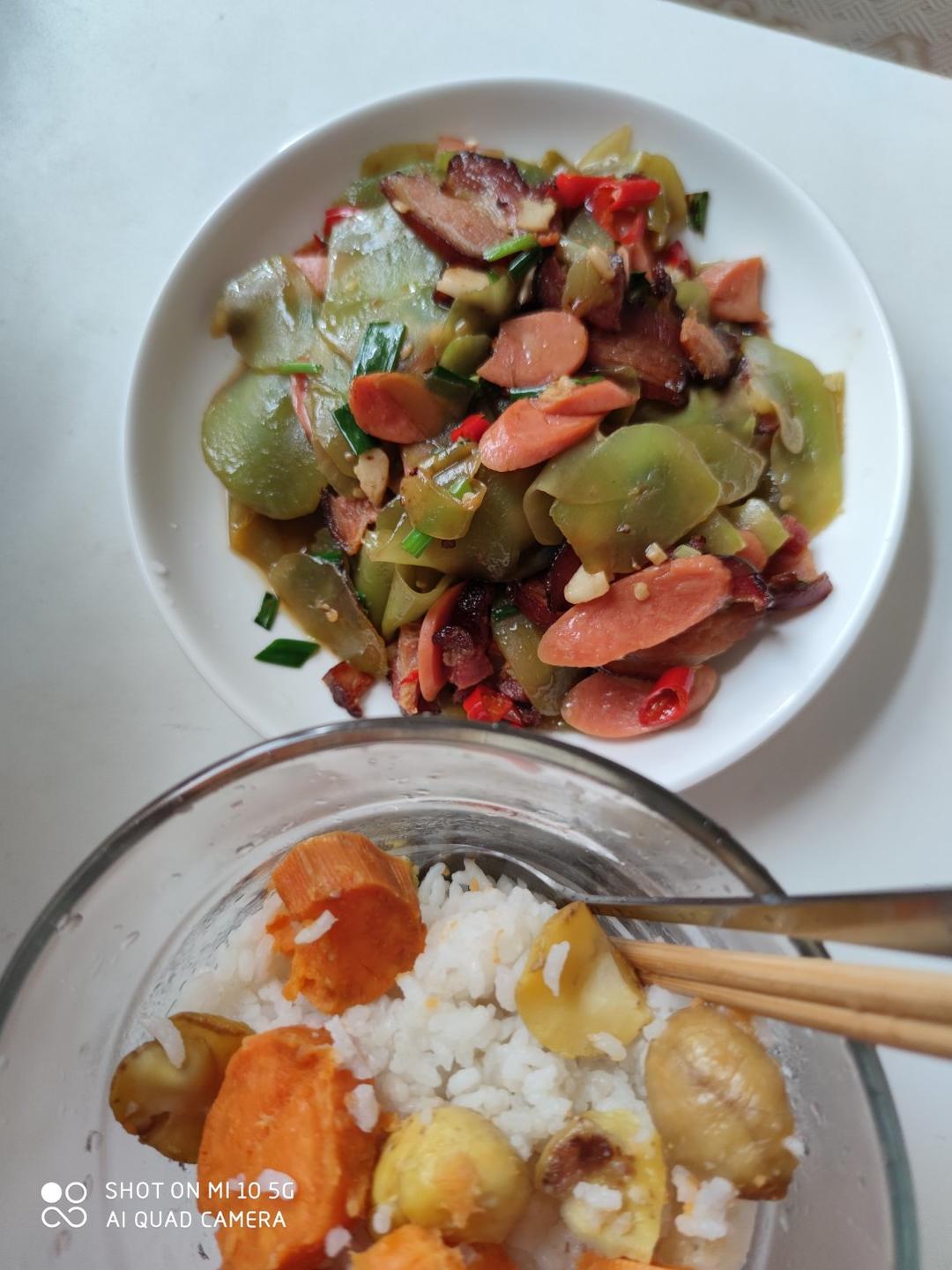 莴笋炒腊肉