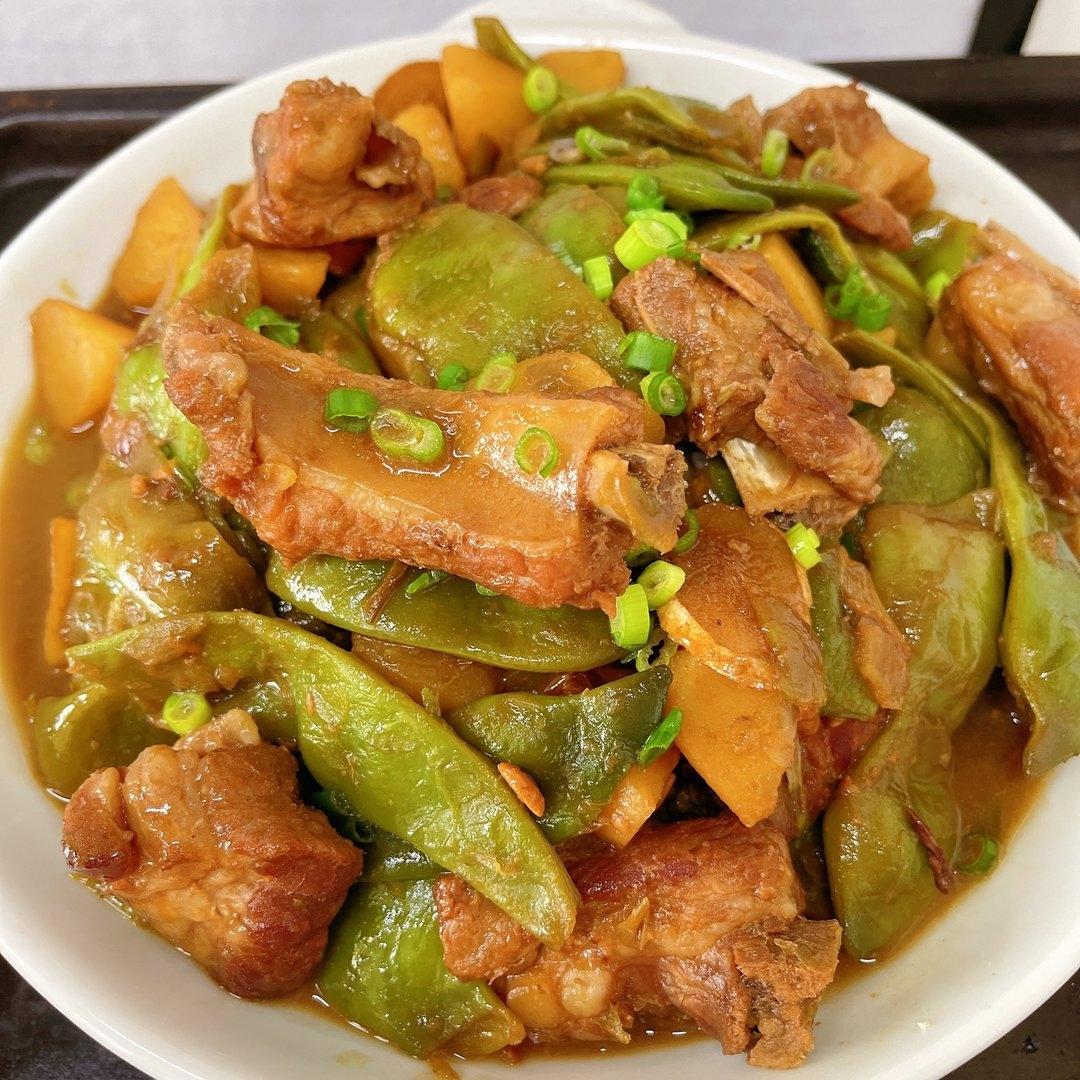 油豆角土豆炖排骨的做法