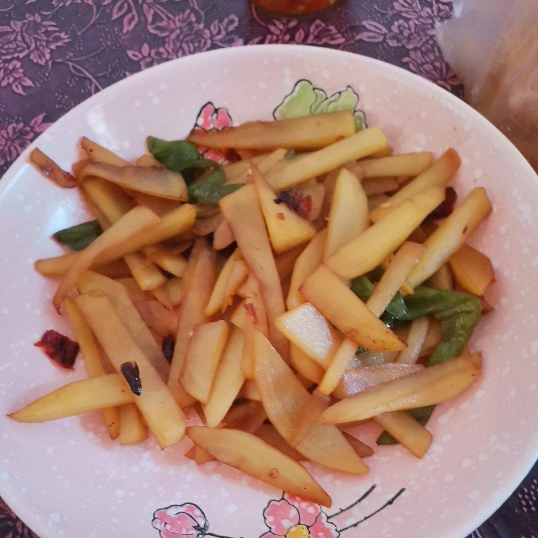 酸辣土豆丝的家常做法 超级下饭