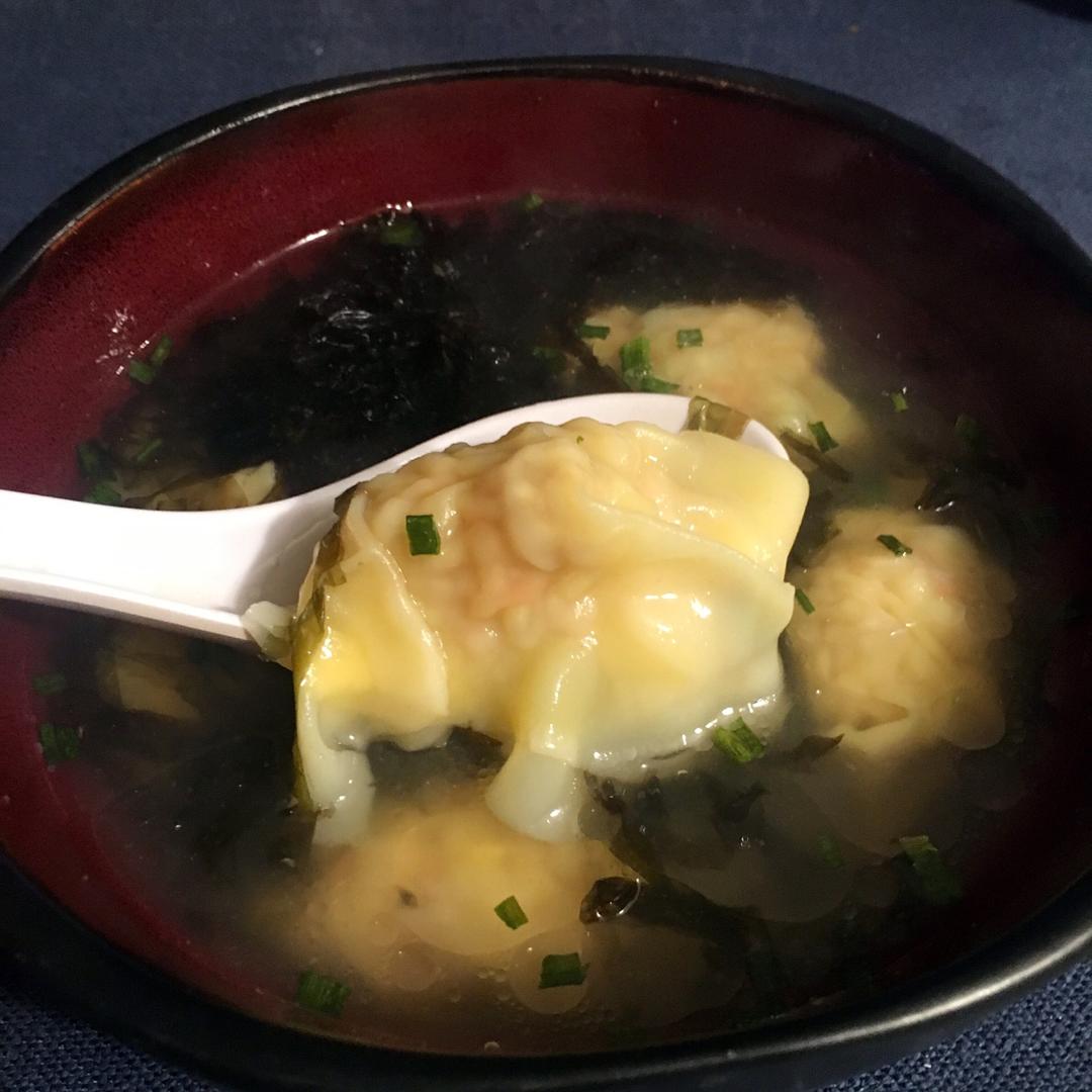经典港式鲜虾云吞面