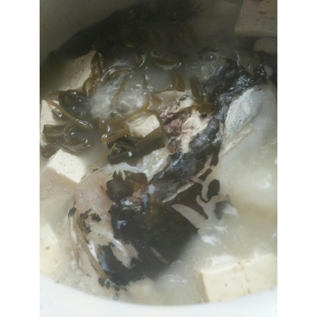 鱼头豆腐汤