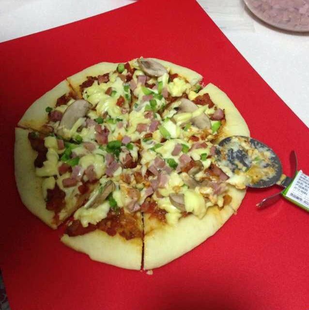 金枪鱼火腿pizza