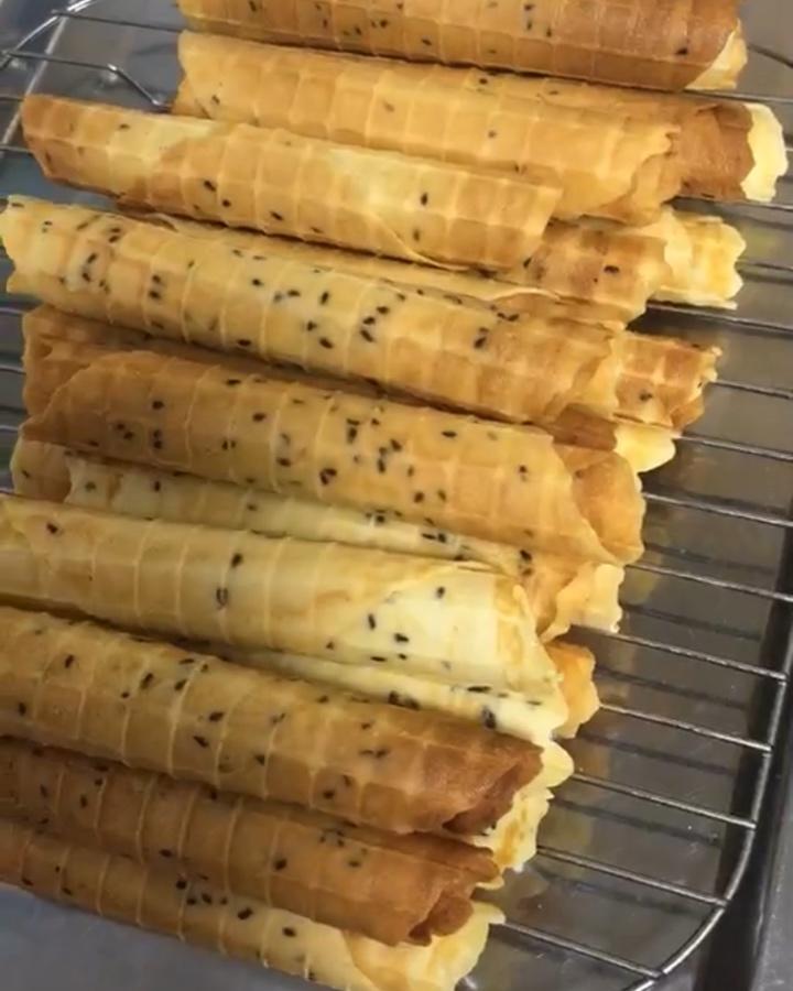 芝麻蛋卷