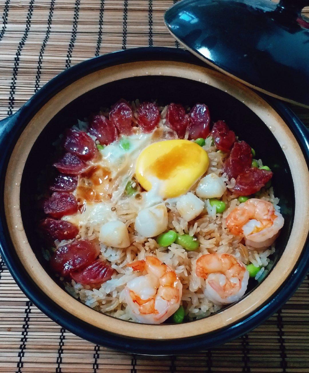 香肠煲仔饭
