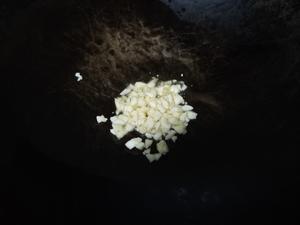 毛豆肉沫炖粉条的做法 步骤4