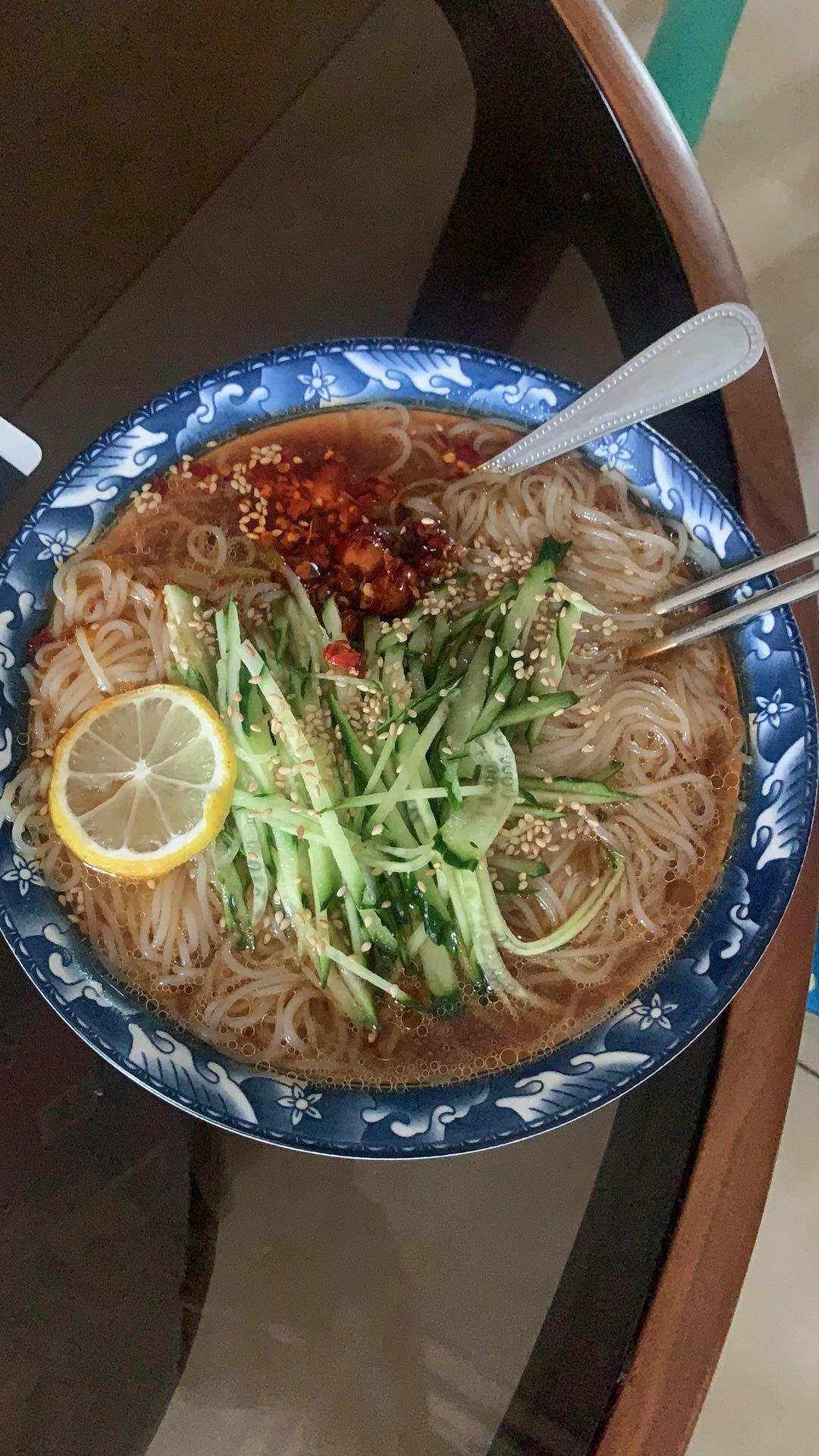 香甜可口的夏日冷面的做法