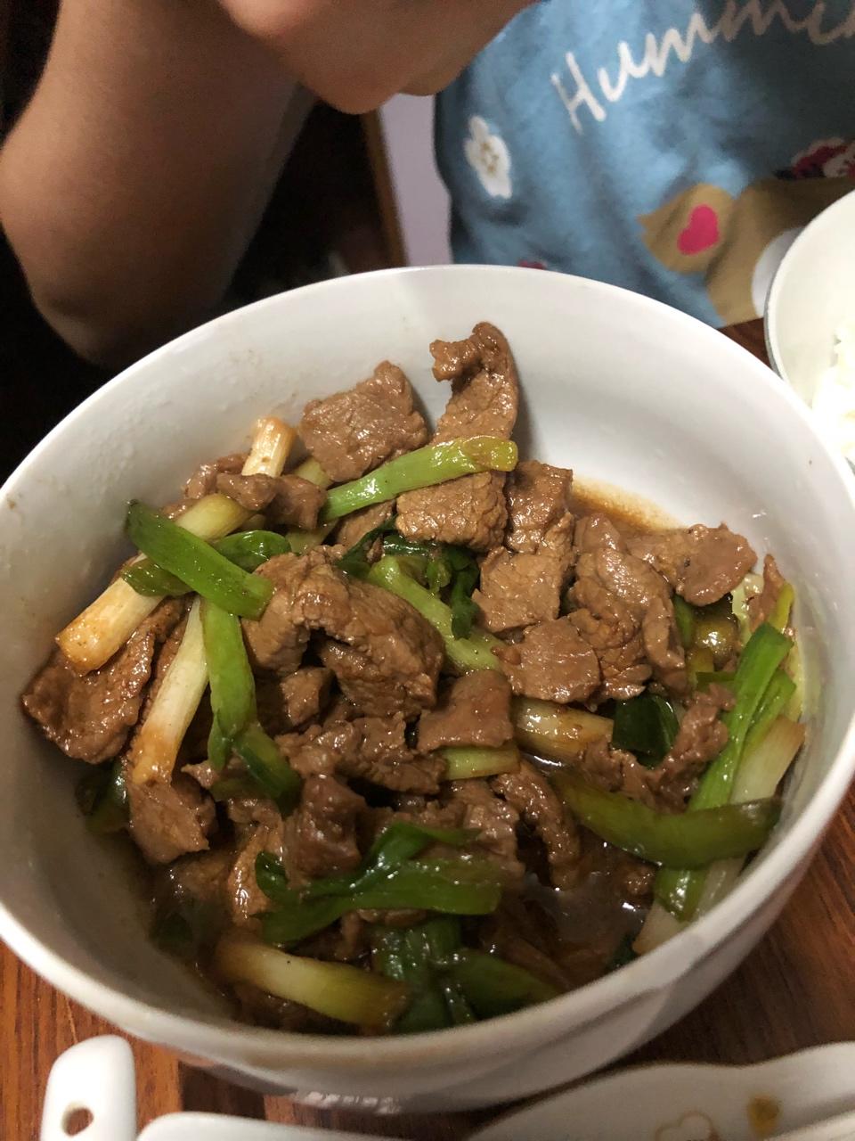 如何炒出嫩牛肉