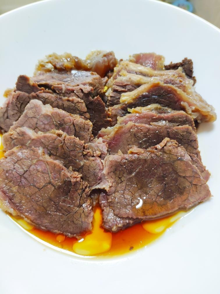 我家水煮冷切牛肉