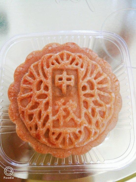 广式月饼－－蛋黄豆沙月饼