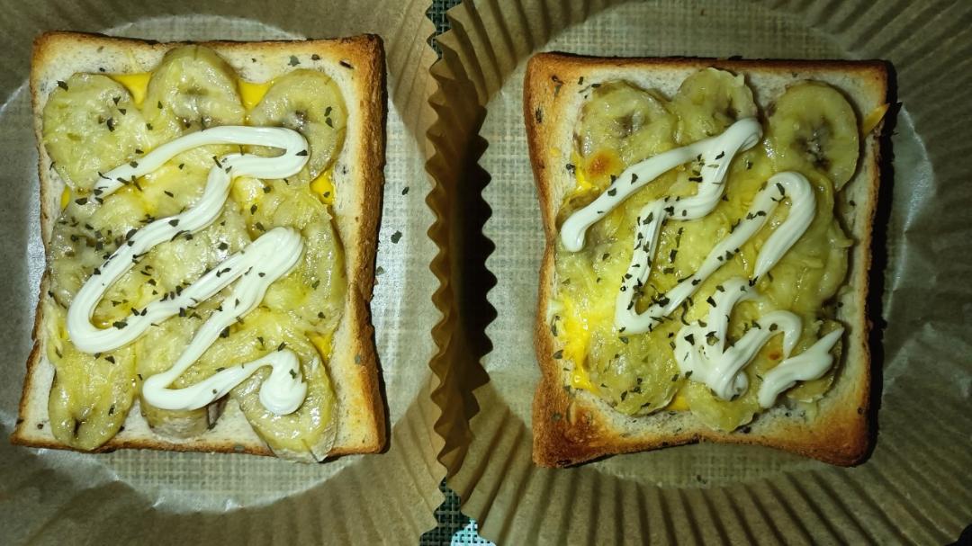 酥脆香甜的黄油香蕉烤吐司