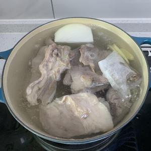 水盆羊肉的做法 步骤3