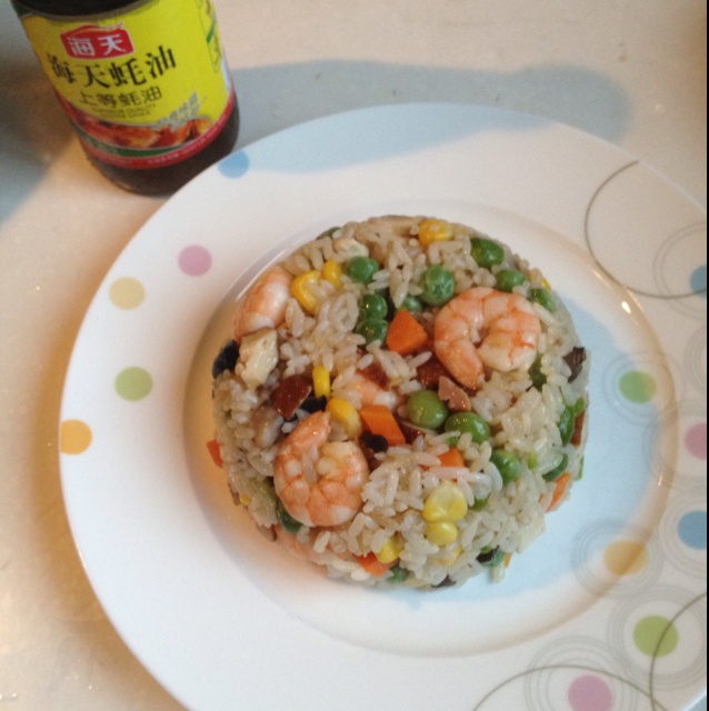 豌豆玉米虾仁炒饭
