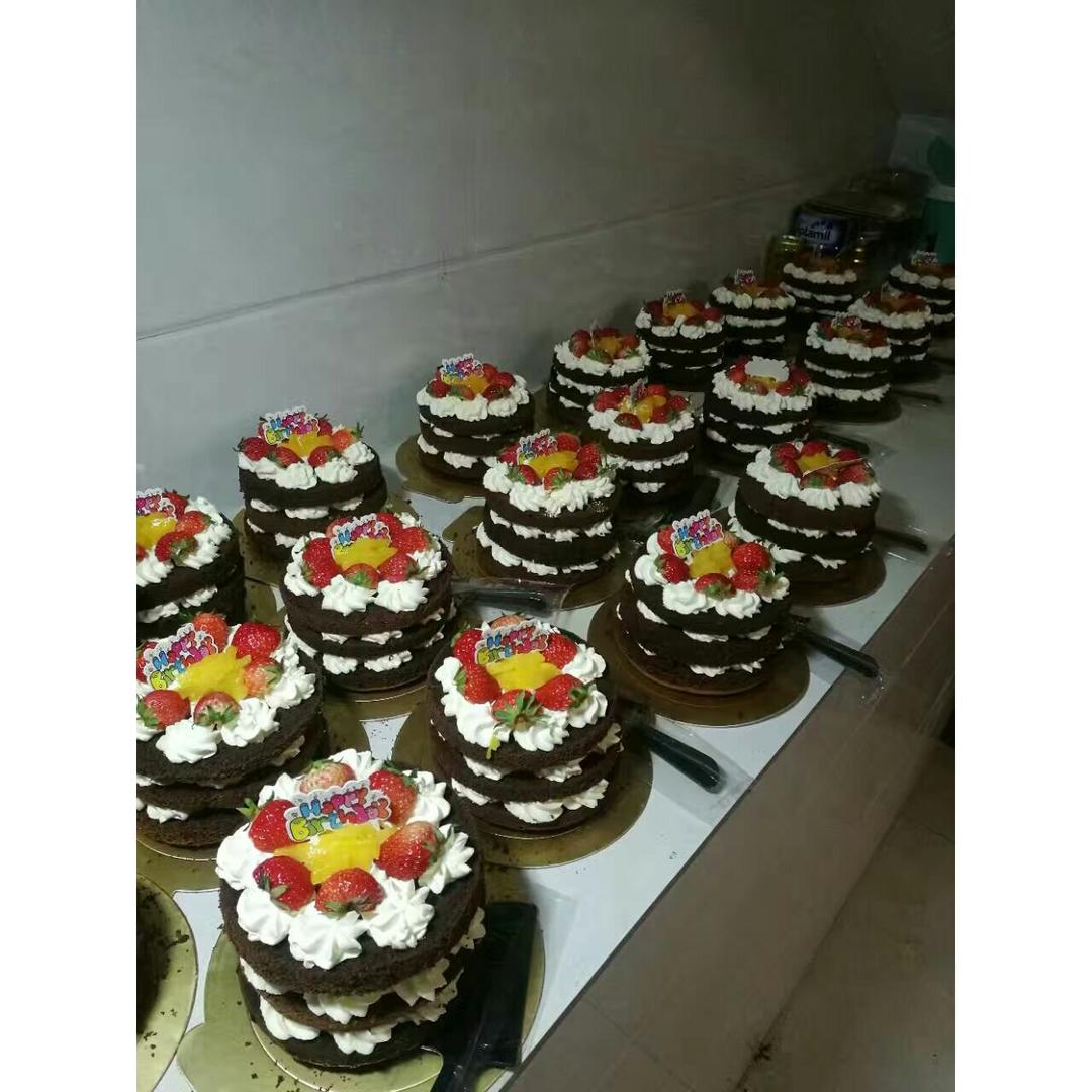 【零失败】不会裱花没关系的水果裸蛋糕 芒果裸蛋糕 完美戚风胚