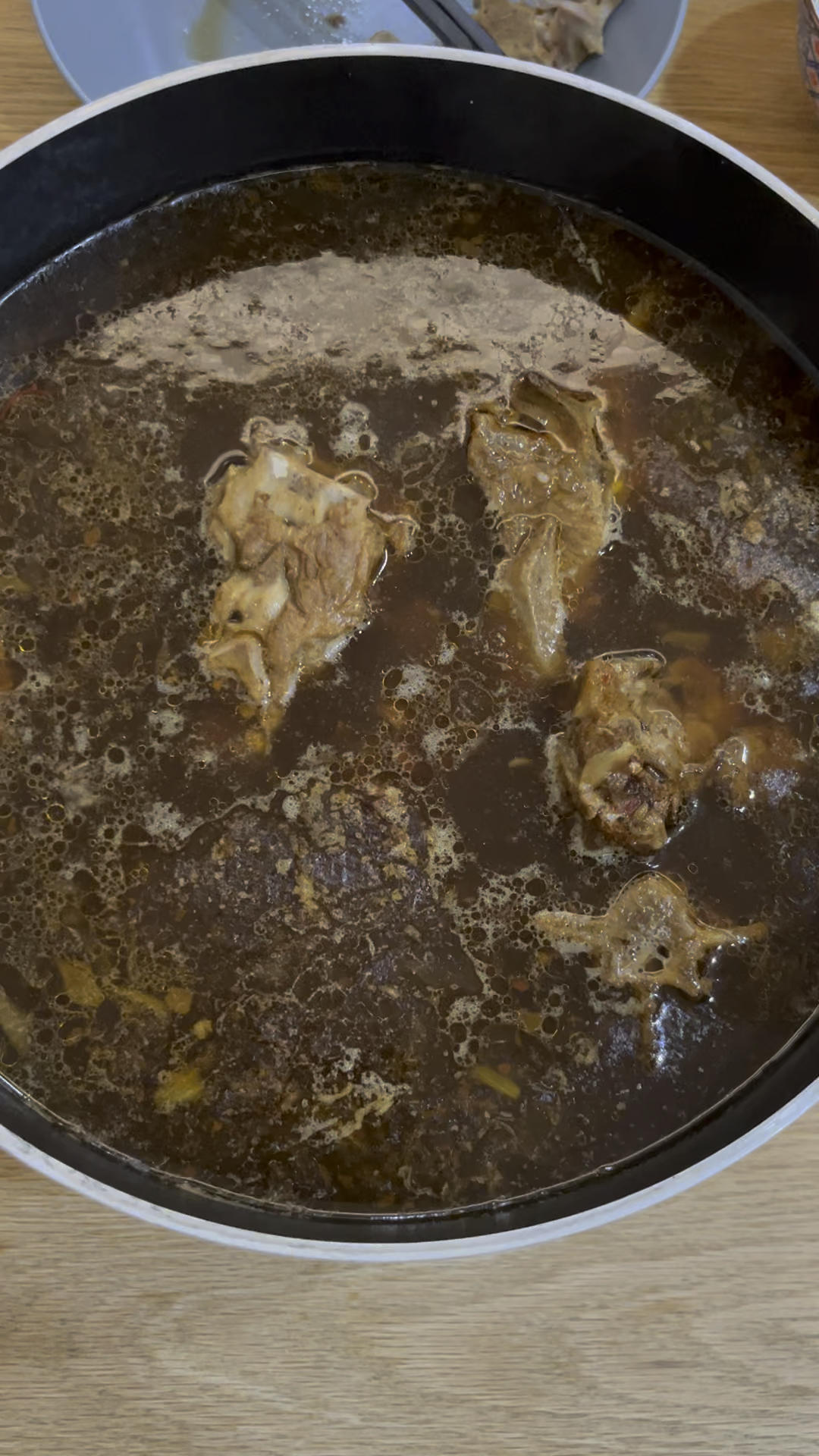 堂妈教你做红汤羊蝎子火锅