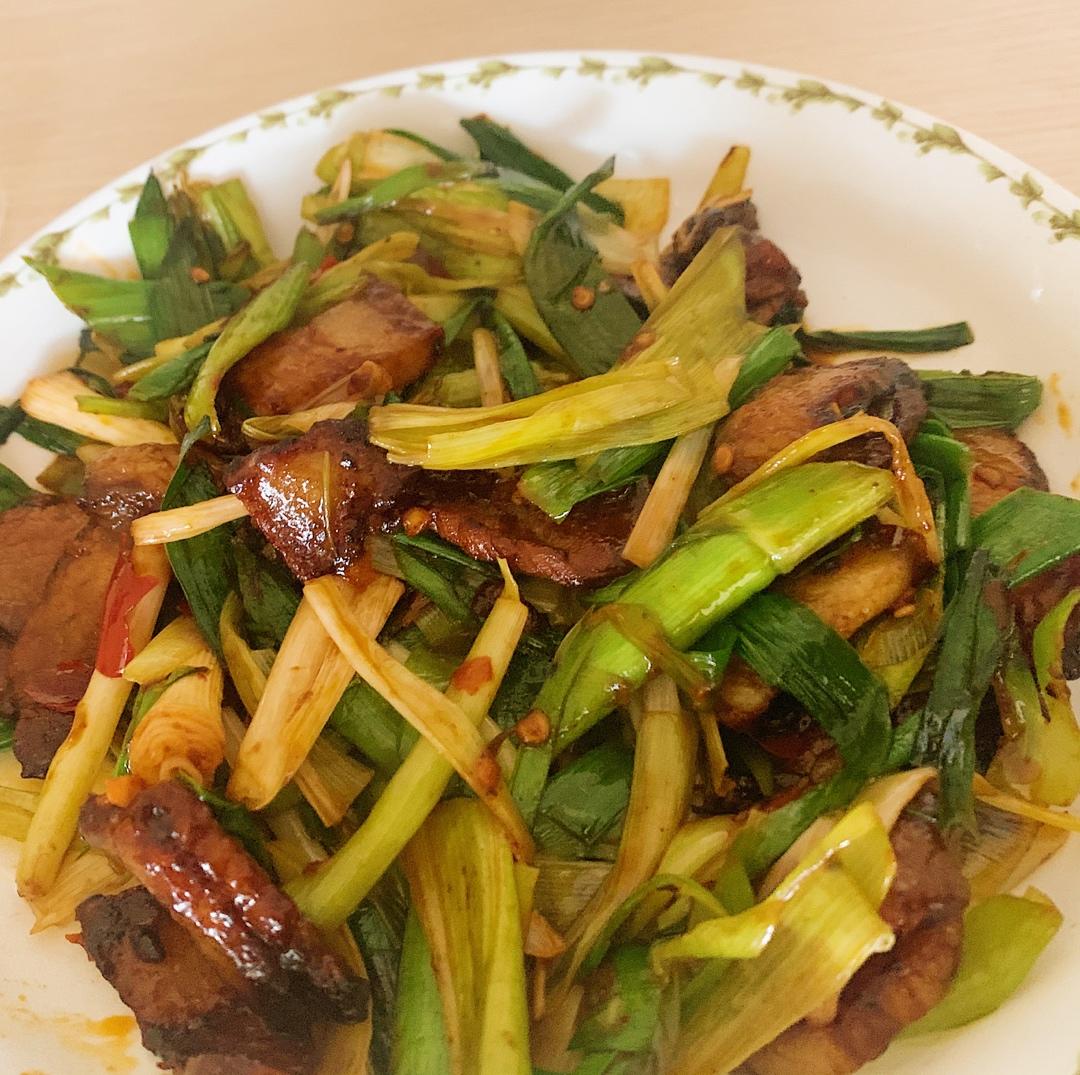 超级下饭的蒜苗炒肉，零失败