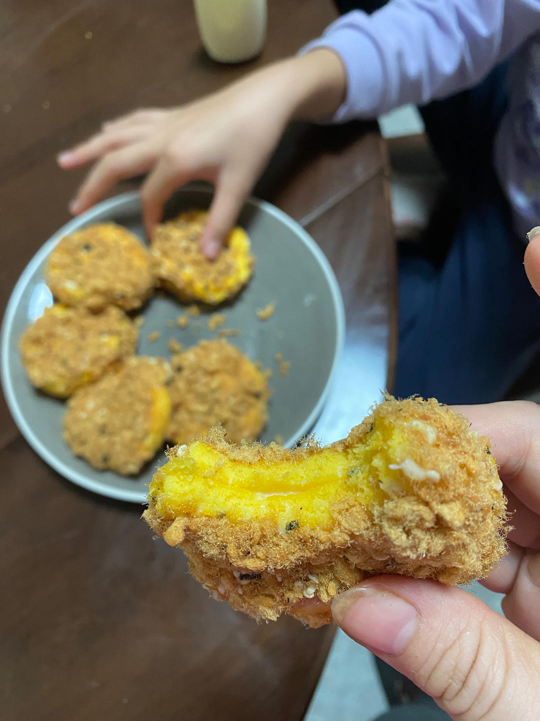 朋友都说比鲍师傅好吃的海苔肉松小贝