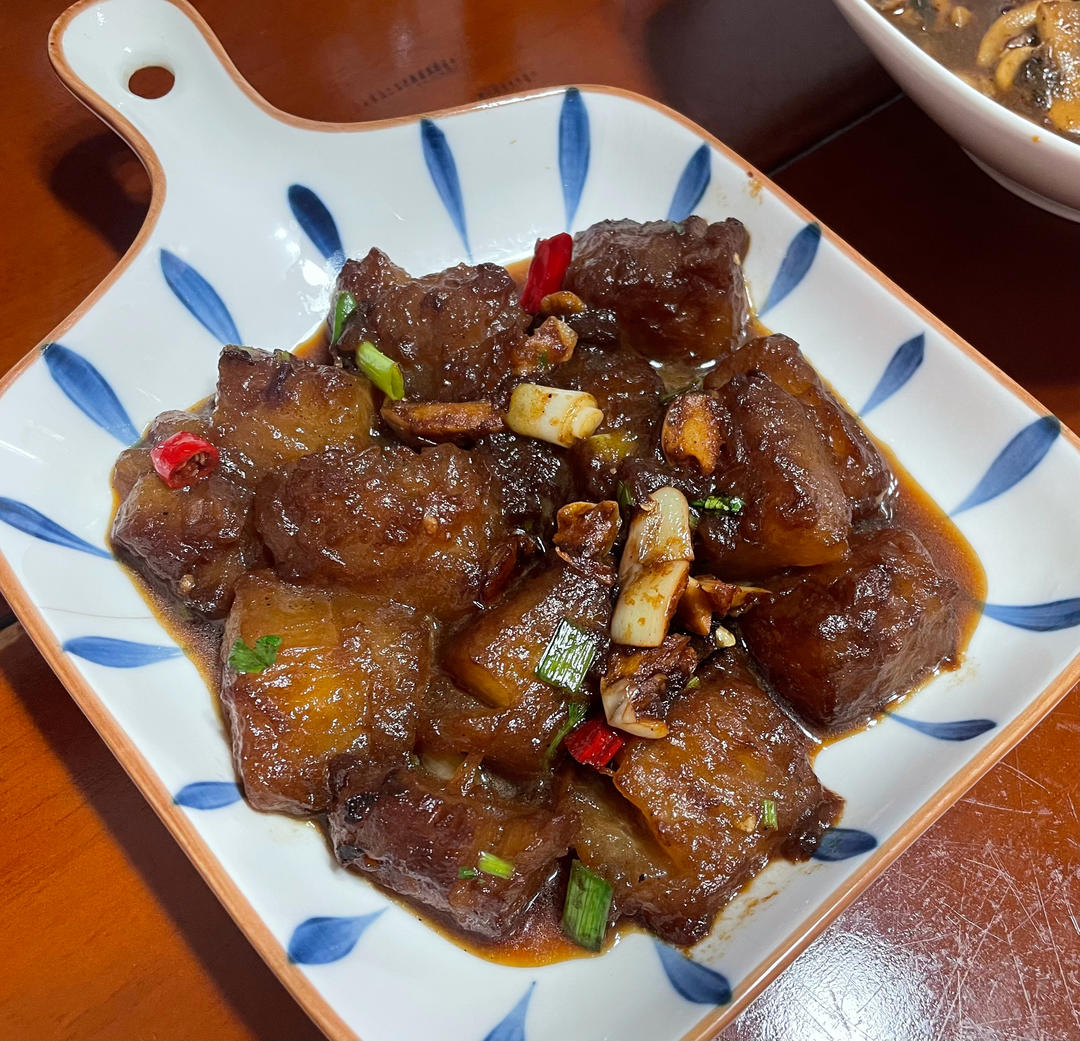 红烧冬瓜最完美做法，不加一滴水，瞬间秒杀红烧肉
