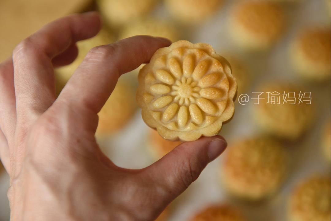 子瑜妈妈广式莲蓉月饼
