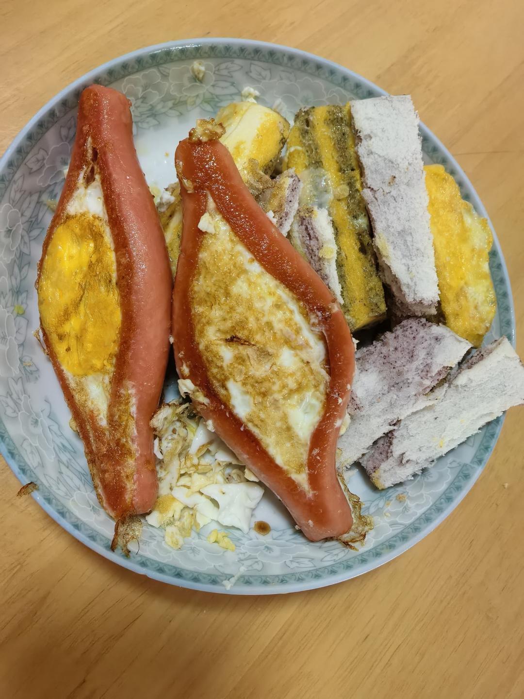 娃用心做的早餐