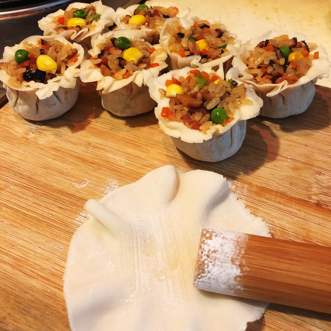 饺子皮咸蛋黄烧麦