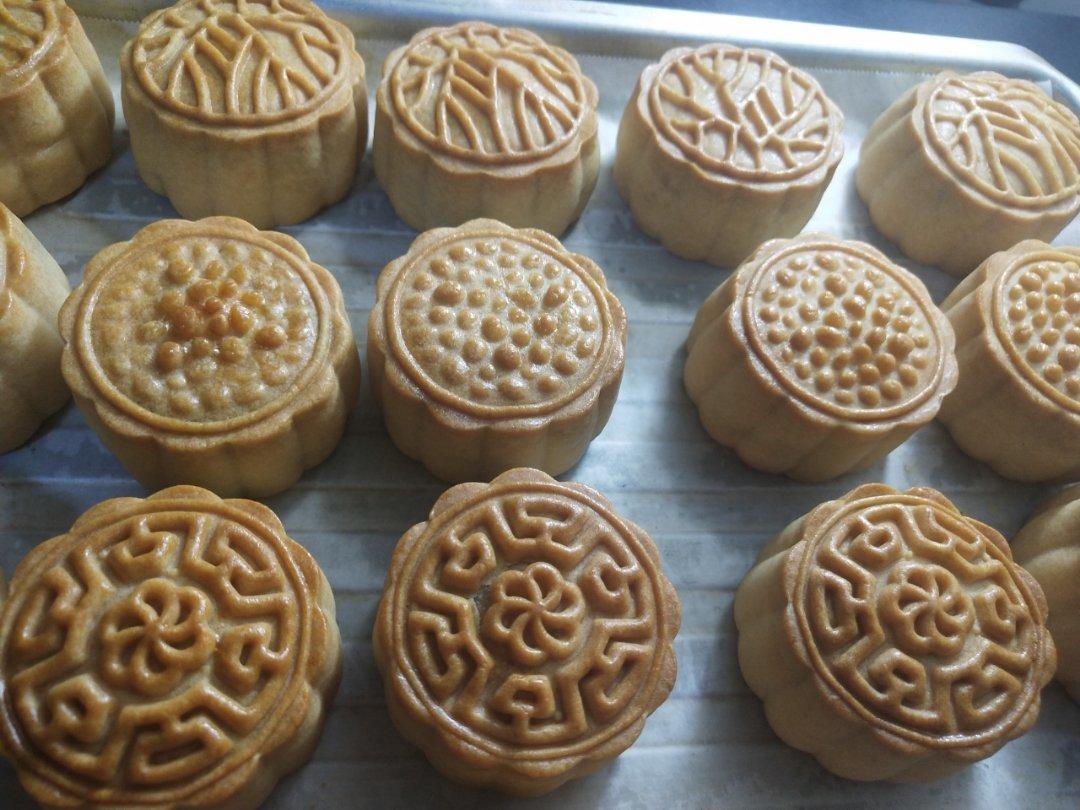 广式蛋黄月饼（75克、50克、各种规格都有）